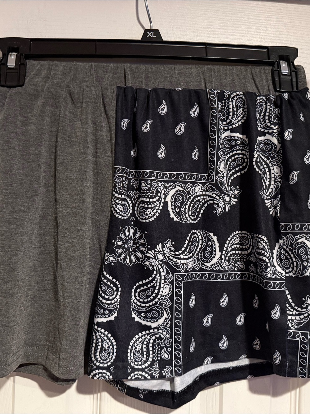 Women's Two-Tone Paisley and Solid Lounge Shorts - Black & Gray